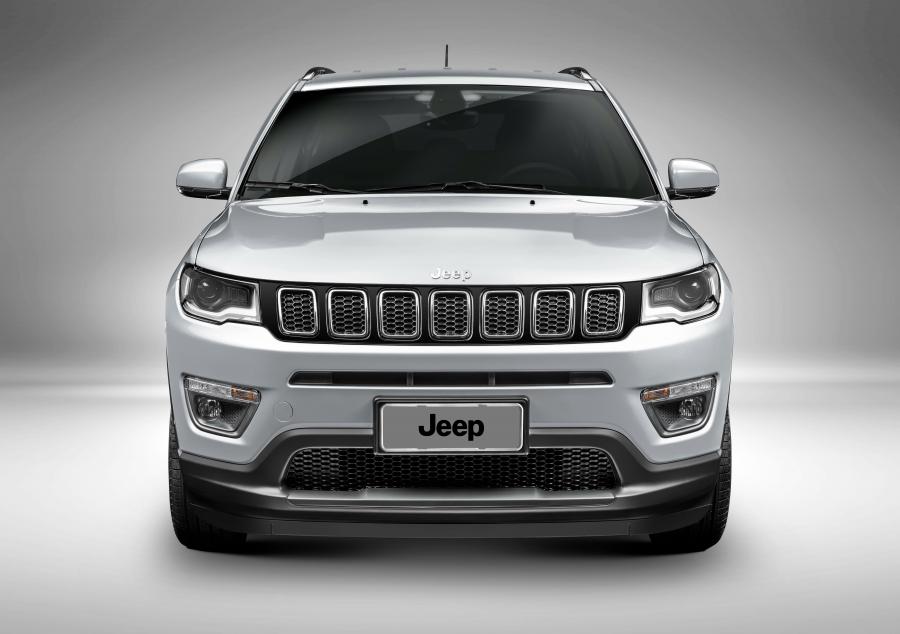  Jeep Compass Longitude 2016 года  (LA) (фото 18 из 23)